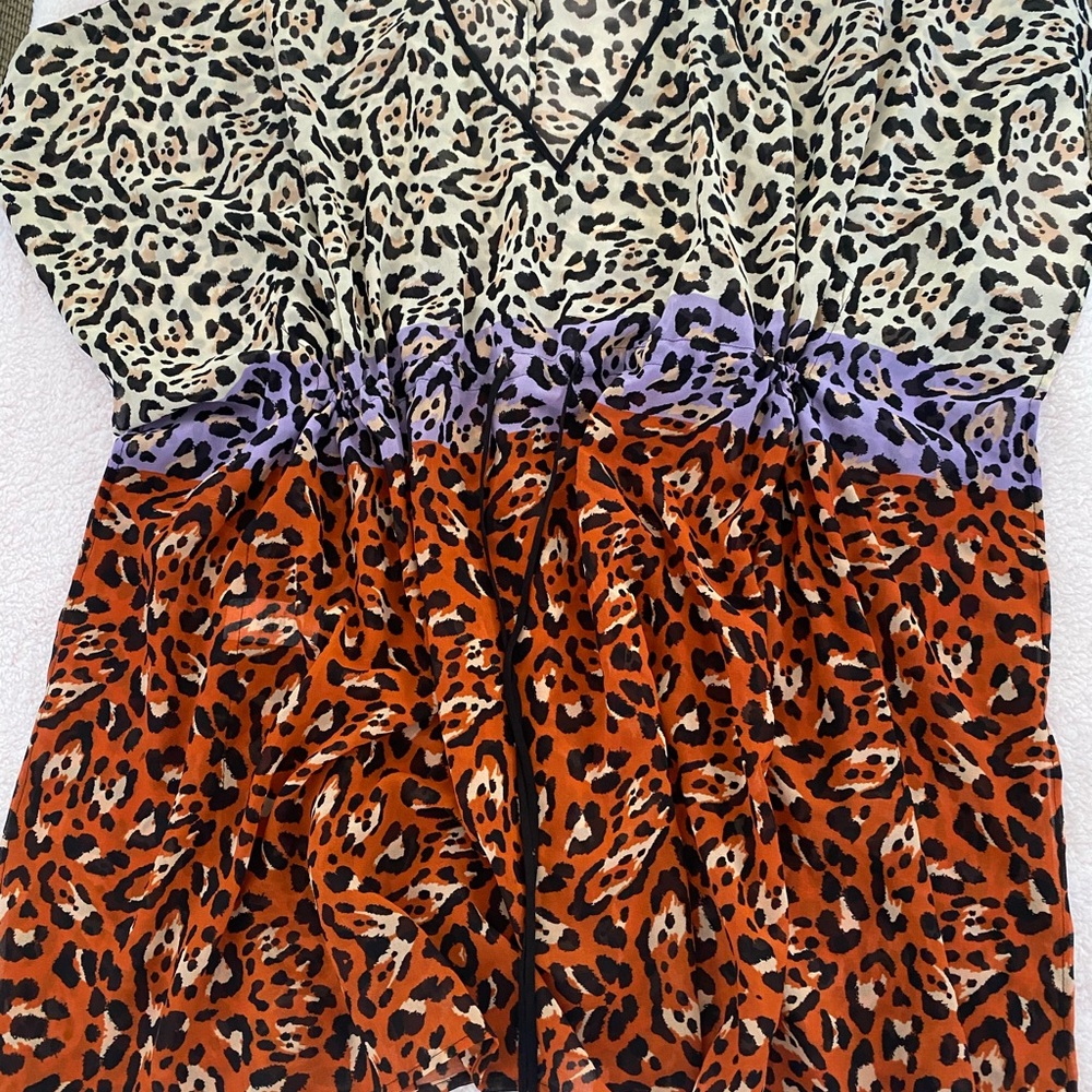 Leopard Print V-Neck coverup w adjustable waist